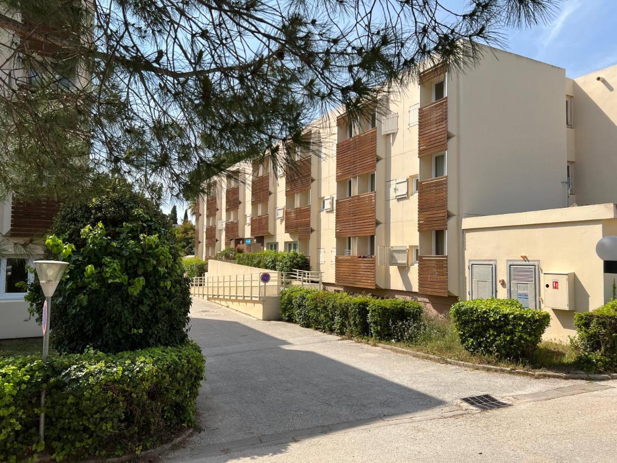 T2 climatisé à l'Ile d'Or avec piscine près de la plage La Londe-les-Maures Extérieur photo